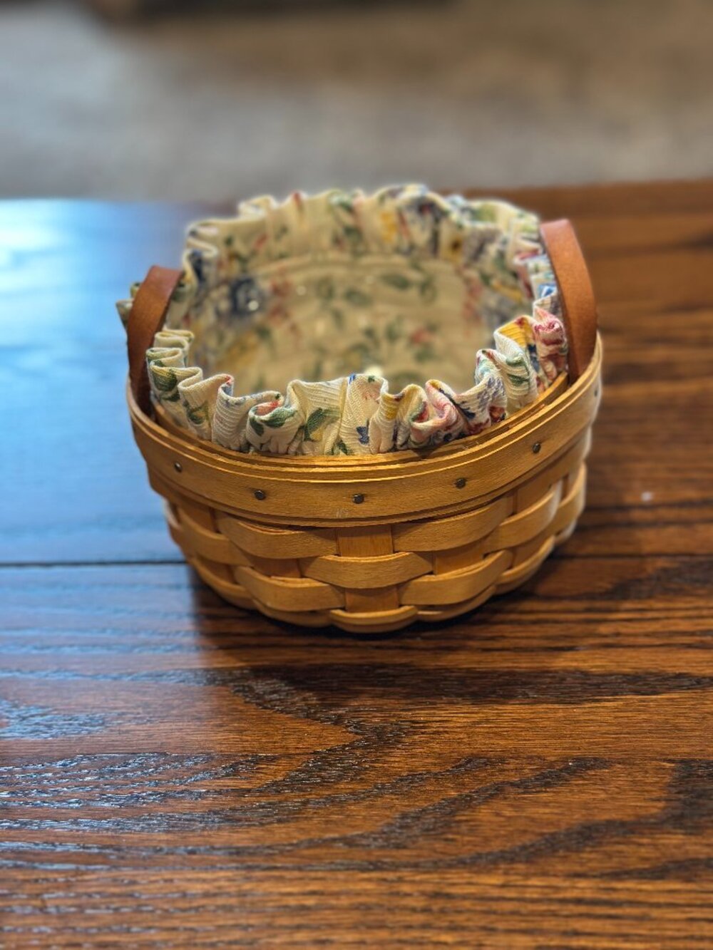 2002 Longaberger Saffron Booking Basket - Spring Floral Liner & protector